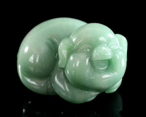 グリーンアベンチュリンクリスタル豚彫刻：手彫りホームデコレーション