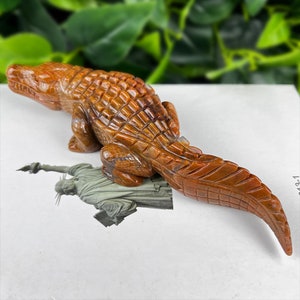8.2&quot; Natural Carved Crocodile Crystals, Hand-Carved Crystal Crocodile for Home Decor, Art Collection of Chalcedony Jasper Crocodile Carving