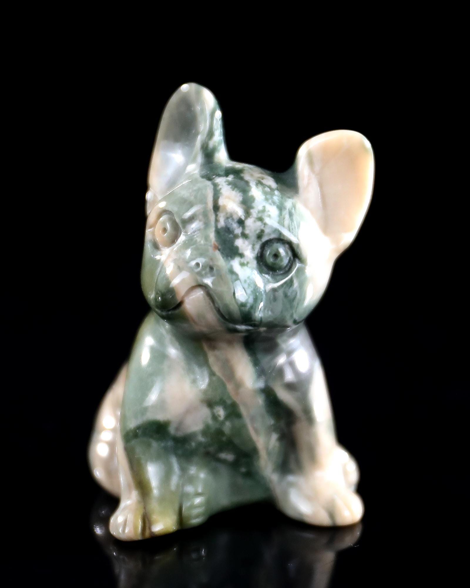 九龍翡翠水晶の犬の彫刻：手彫りの漫画の置物 - Etsy 日本