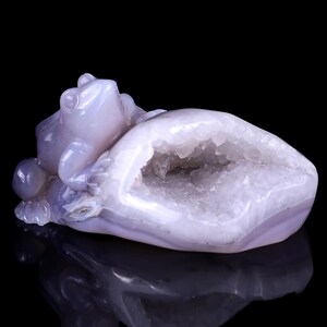 3.7” Natural Geode Agate Hand Carved Crystal Frog Sculpture,Unique Crystal Carving for Home Decor, Handcrafted Gift
