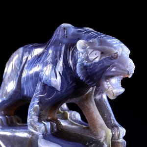 6.8” Natural Geode Agate Hand Carved Crystal Tiger Sculpture, Unique Crystal Carving for Home Decor & Collectors, Handcrafted Gift