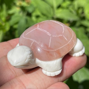Pink and Ivory Color Crystal Tortoise, Chalcedony Japser Carved Crystal Turtle Carvings for Home Decor