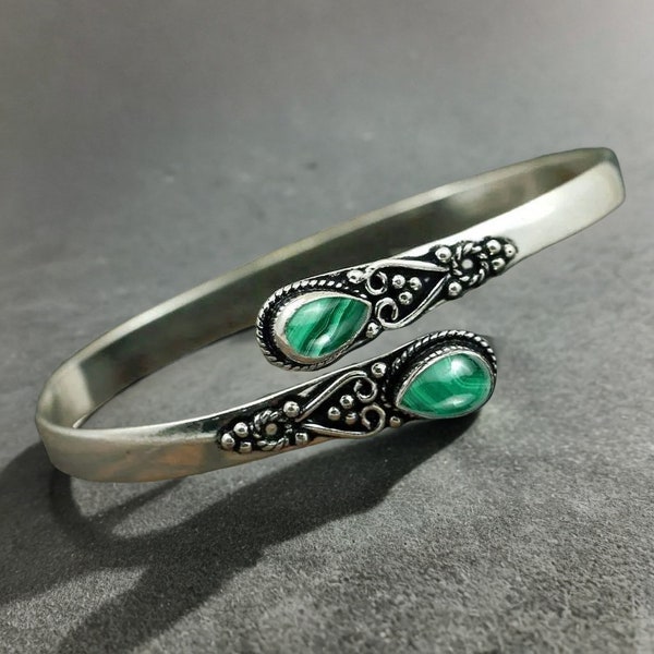 Indian Bangle Copper Ethnic Spiral Bangle Bracelet Engraved Open Wrist Cuff Bracelet With Gemstones Bangles Boho Simple Silver Bangle
