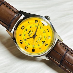 Vintage HMT Pilot Watch Yellow Dial Hand Winding {self winding} Men&#39;s Watch Movement 17 jewels
