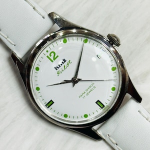Vintage HMT Pilot White Grape Dial Hand Winding {self winding} Men&#39;s Watch Movement 17 jewels