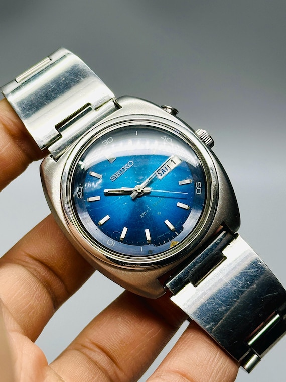 Vintage 1975 Seiko Bell-matic Automatic Alarm Watch: Blue Dial