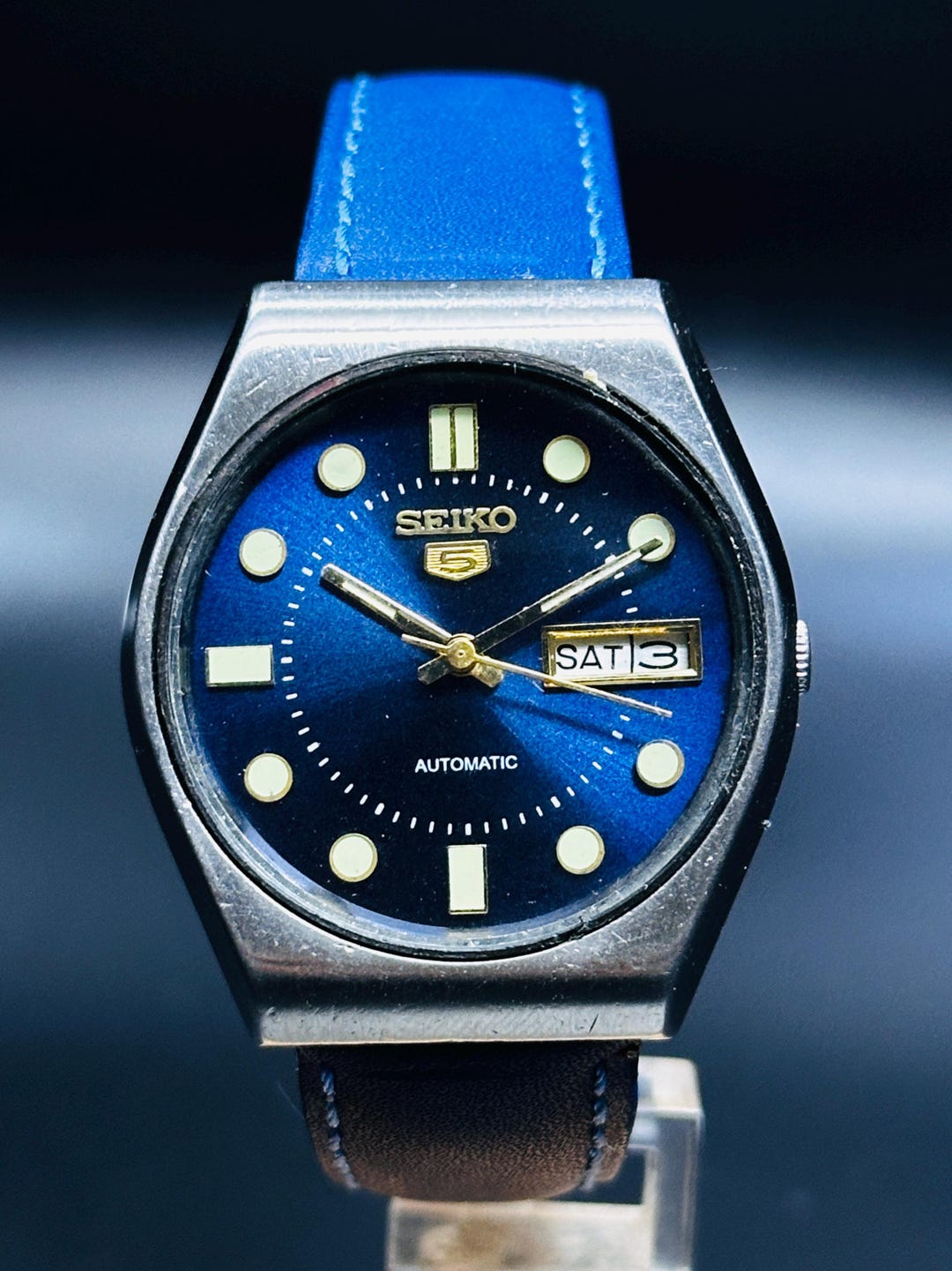 Rare Vintage Seiko Automatic Blue Dial, Old Silver Case Day/date