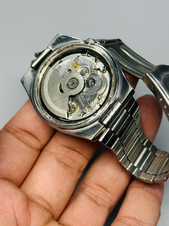 ヴィンテージ セイコー5 自動巻き腕時計：ブラック文字盤