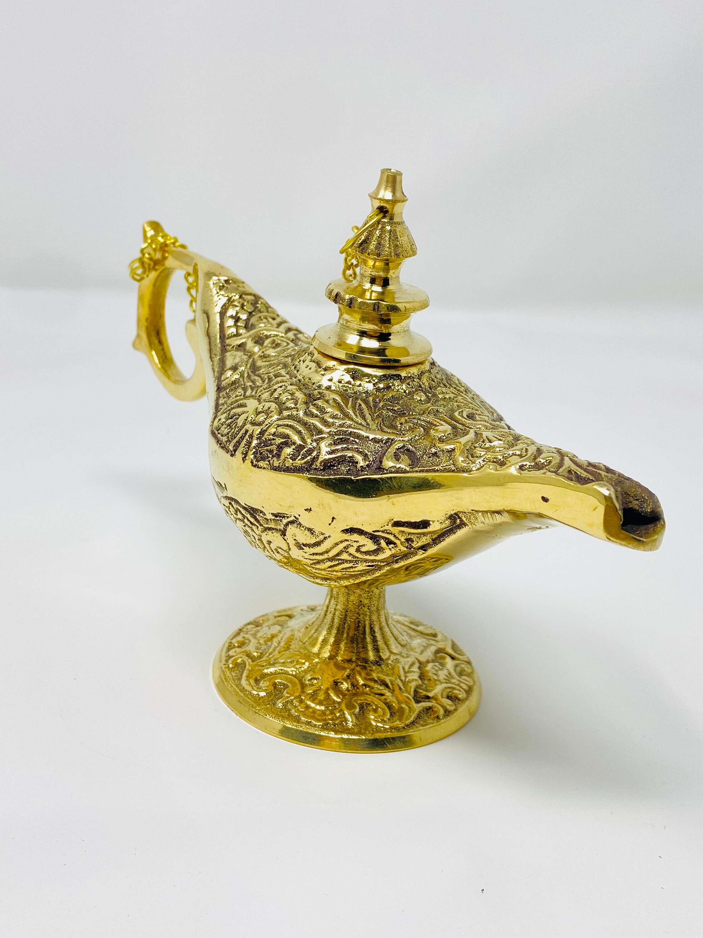 Antique Vintage Aladdin Brass Genie Oil Lamp Nautical Chirag Incense