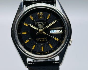 ヴィンテージ セイコー5 自動巻き腕時計：ブラック文字盤、シルバー