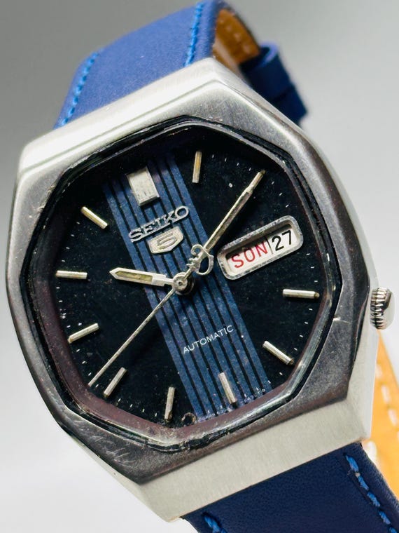 ヴィンテージ セイコー5 自動巻き腕時計：ブルーブラック文字盤