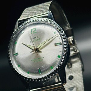 Vintage HMT Pilot Watch white Dial Hand Winding {self winding} Men&#39;s Watch Movement 17 jewels
