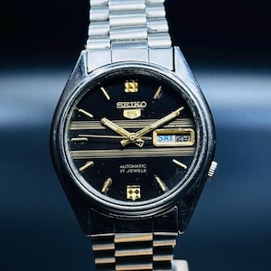 SEIKO　セイコー　腕時計　クォーツ　7N43-9070　稼動品 SEIKO Quartz Watch Gold & Steel DIAL BLACK - 7N43-9070 Very
