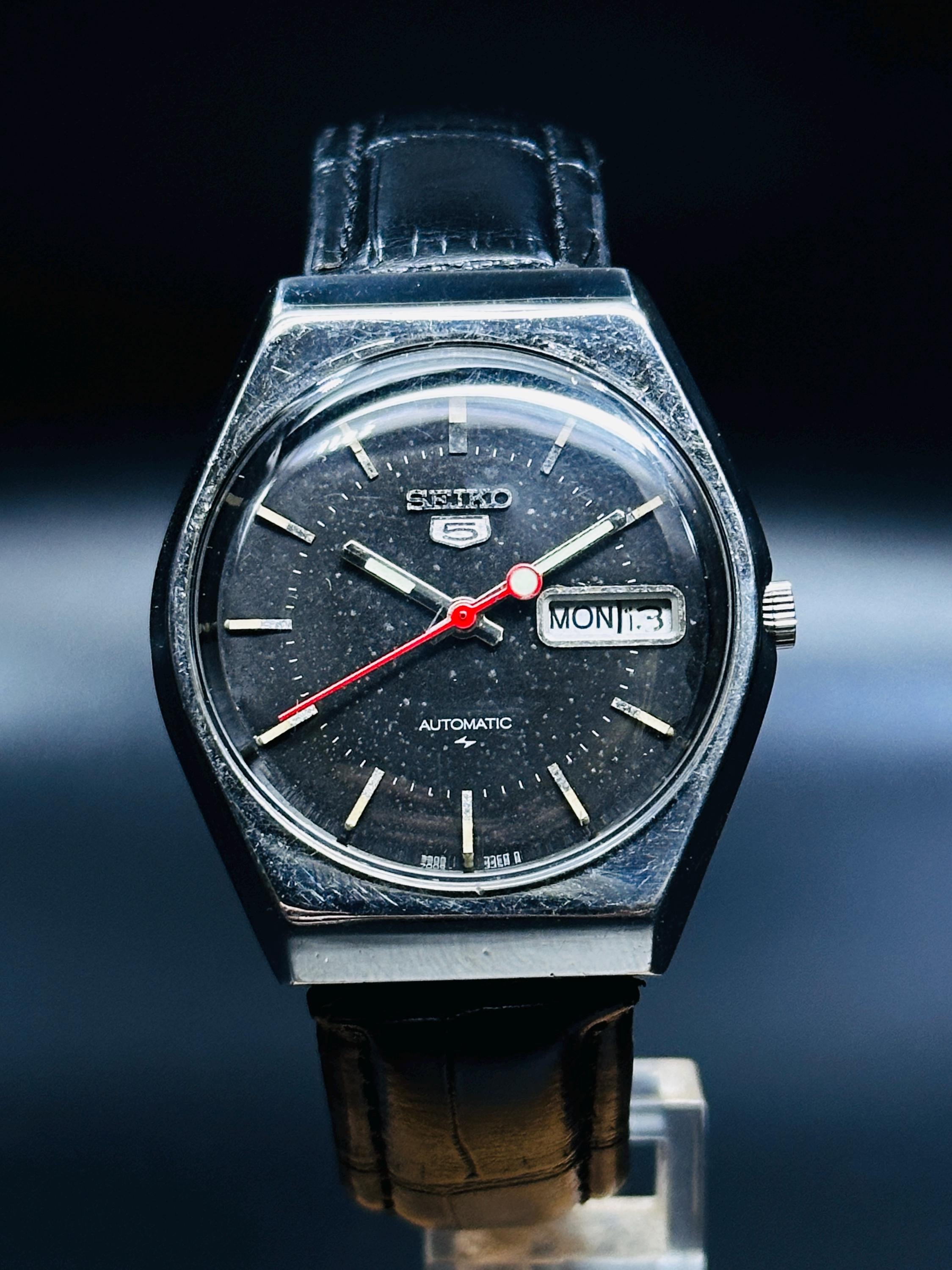 ヴィンテージ セイコー5 自動巻き腕時計：ブラックダイヤル デイ