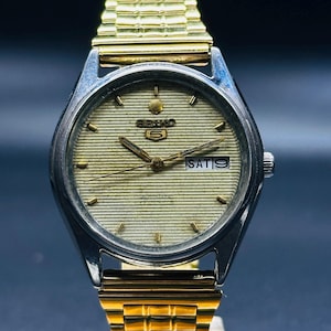 Vintage Seiko 5 Automatic Gold Dial Silver Case Day/Date Caliber No.6309A Men&#39;s Wrist Watch Japan Made