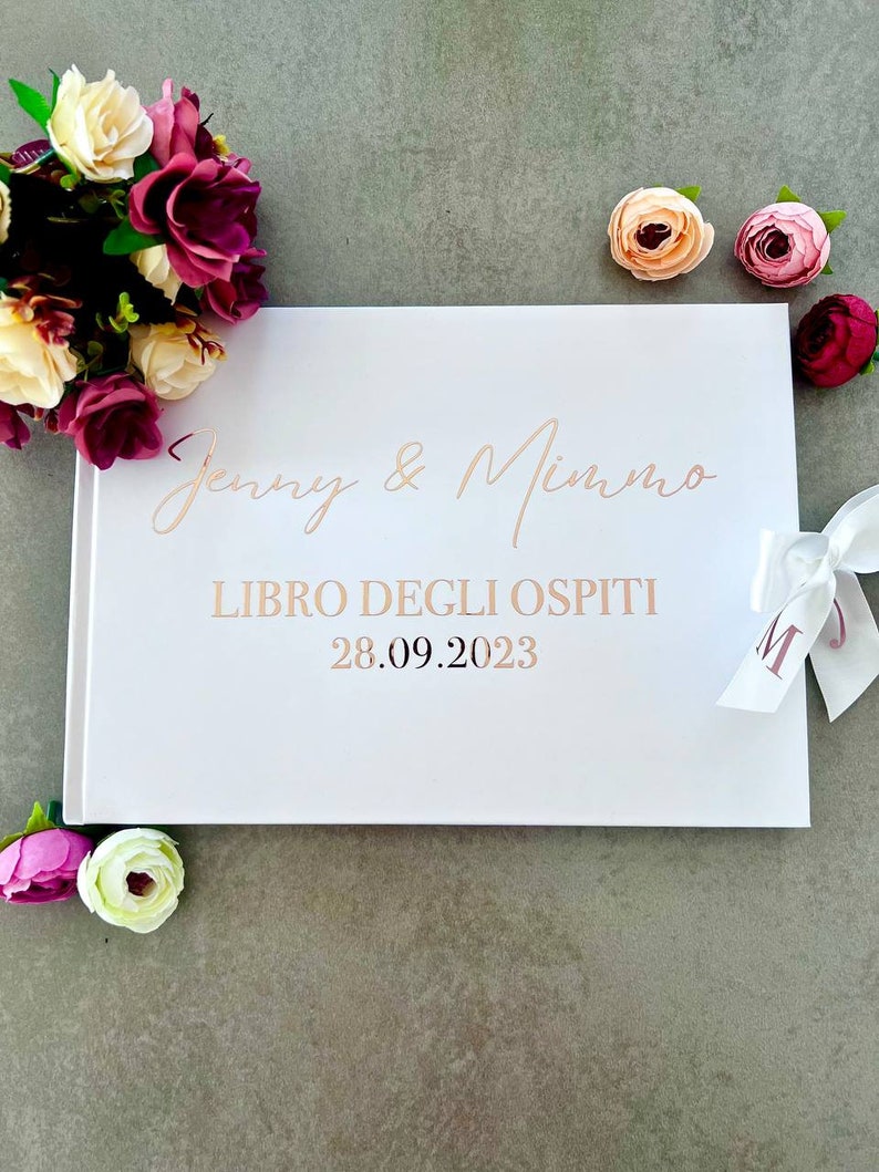 Libro degli Ospiti di Matrimonio Formato A4 Personalizzabile con Design elegante e moderno. 40 fogli bianchi lisce / 80 facciate. immagine 1