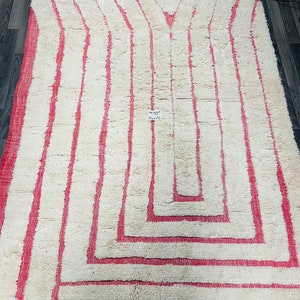 Pink and white Beni Ourain Wool Rug Moroccan rug unique handmade Rug 9x6 Modern Design for Chic and Elegant Interior Decor pink beniouarain