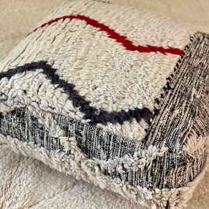 Moroccan Berber Pouf Black White Beni Ourain Kilim Cushion Vintage Floor Pillow Boho Footstool Moroccan Ottoman ethnic Gift meditation pouf