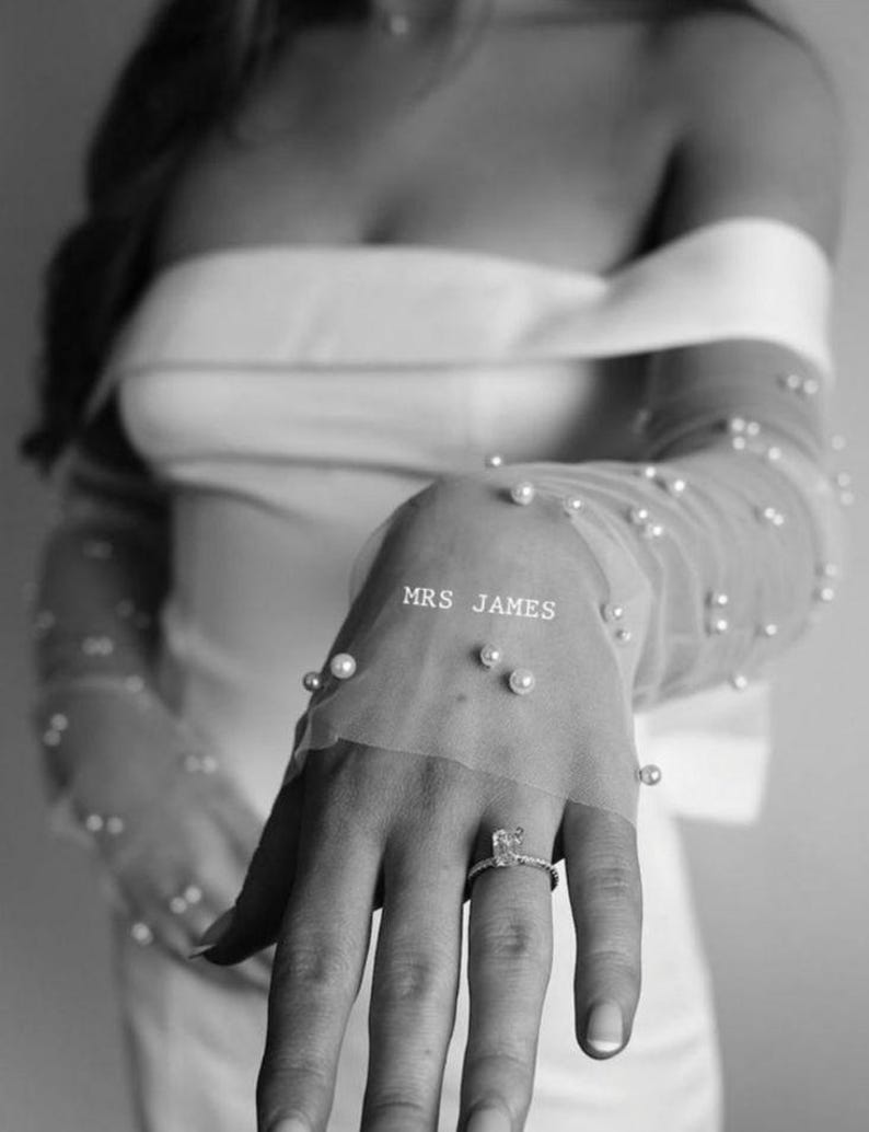 bride beaded pearl sleeves,personalised bride sleeves,wedding sleeves,wedding gloves personalised,bride gloves customized, pearl wedding dress sleeves