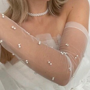 bride beaded pearl sleeves,personalised bride sleeves,wedding sleeves,wedding gloves personalised,bride gloves customized, pearl wedding dress sleeves