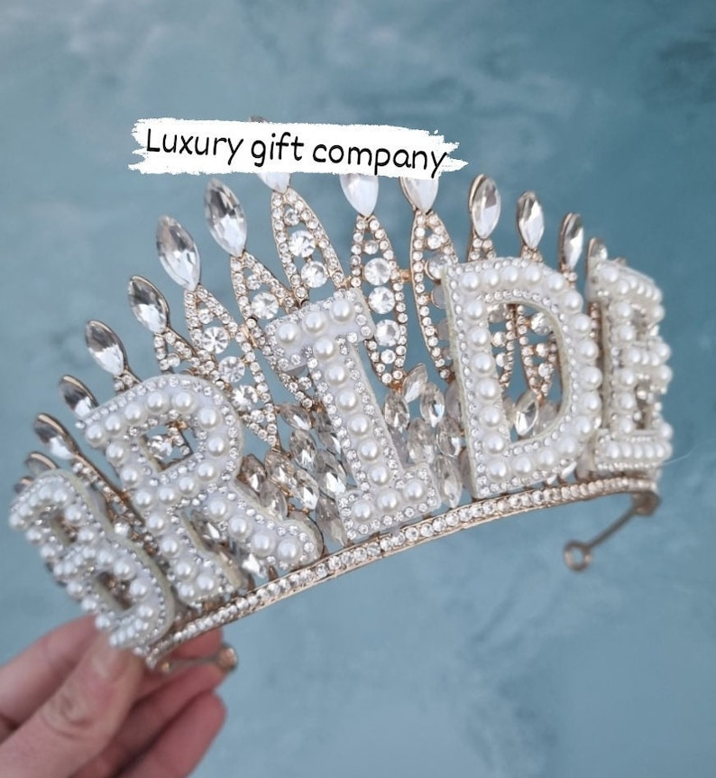 bride crown tiara,bride to be gift set,batchelorette gift,batchelorette crown tiara, batchelorette sash bride, hen party gift set