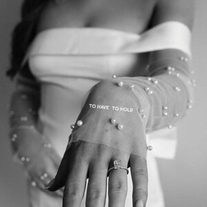 bride beaded pearl sleeves,personalised bride sleeves,wedding sleeves,wedding gloves personalised,bride gloves customized, pearl wedding dress sleeves