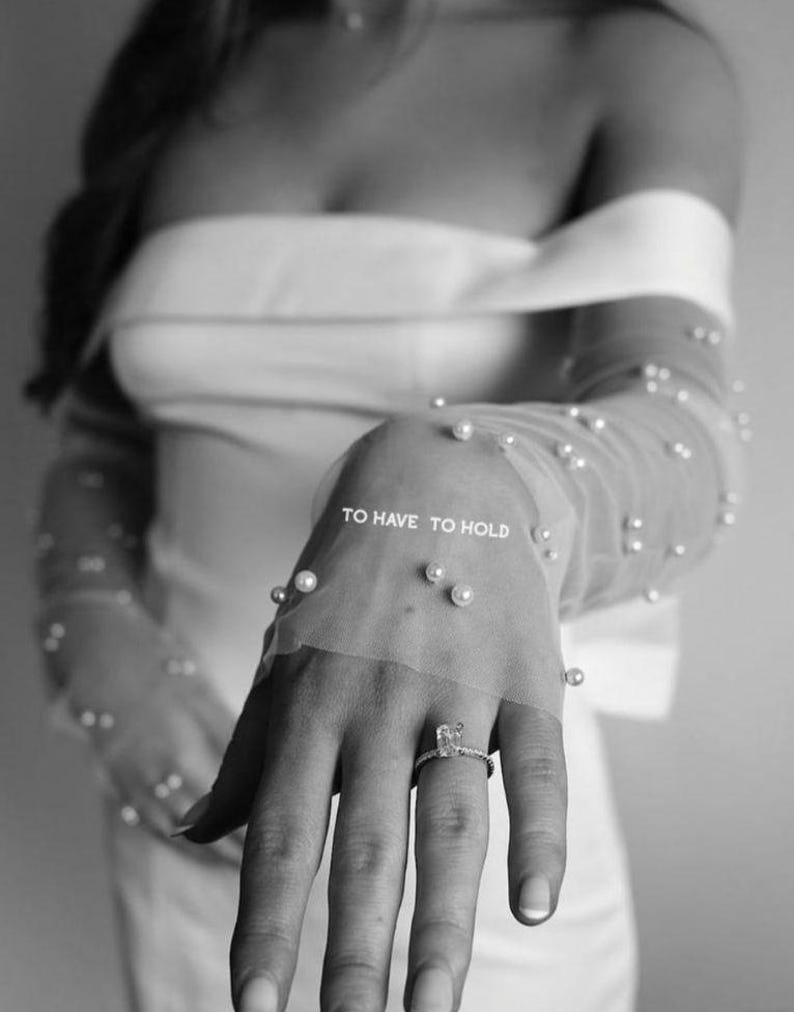 bride beaded pearl sleeves,personalised bride sleeves,wedding sleeves,wedding gloves personalised,bride gloves customized, pearl wedding dress sleeves