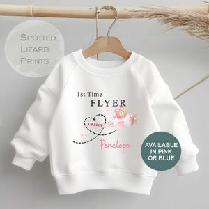 Personalisierter Baby-Reiseanzug für den ersten Flug, Schlafanzug für den ersten Urlaub, Individuelle Babykleidung für Erstflieger, Reiseoutfit für Babys, Urlaub