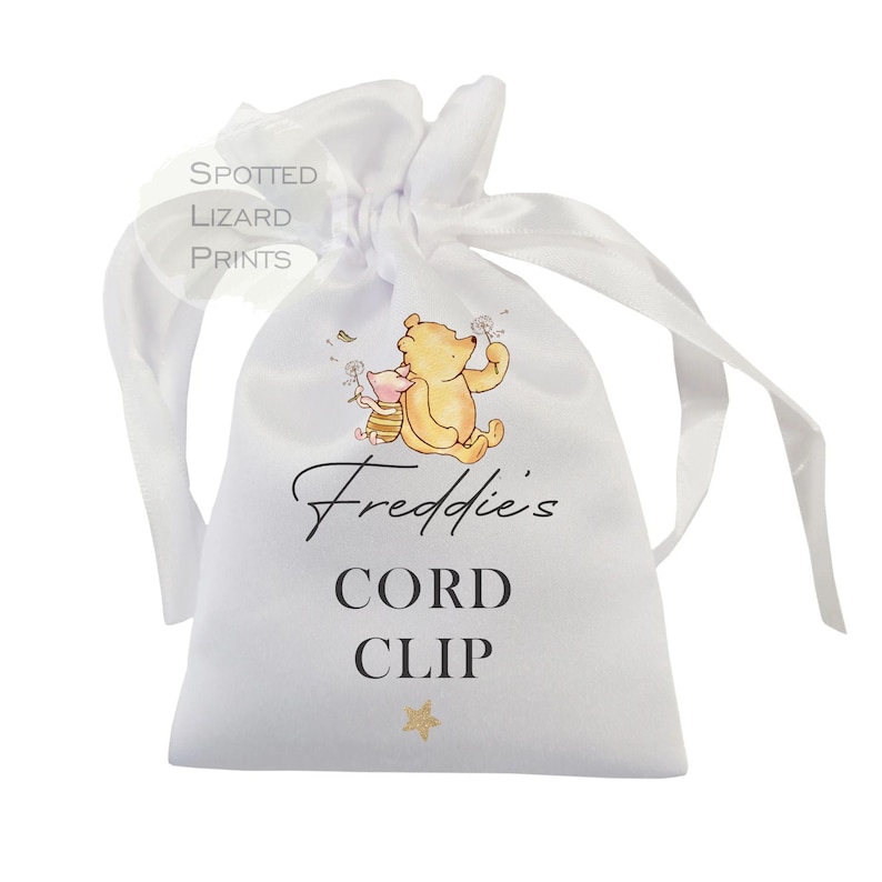Personalised Winnie the Pooh Baby Keepsake Bags | Hospital Tag Cord Clip First Tooth First Haircut Bag | New Baby Memory Gift | Baby Shower
