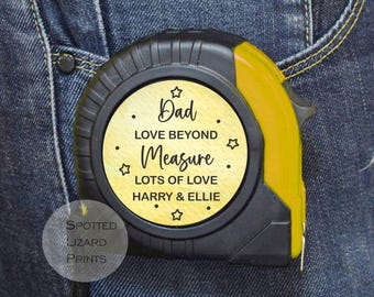 Gepersonaliseerde meetlint cadeau VK, vaderdagcadeau voor papa, aangepast gereedschapscadeau voor hem, opa cadeau DIY, bouwer klusjesman aanwezig