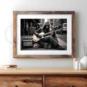 Poster di musicista di strada in bianco e nero, stampa artistica da parete di musicisti di strada, decorazioni urbane per gli amanti della musica, opera d'arte stampabile con download digitale