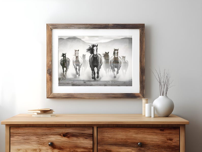 Fotografia di cavalli mustang selvaggi, stampa di fotografie di cavalli, fotografia in bianco e nero, decorazione murale, arte murale di animali, stampabile, download digitale immagine 2