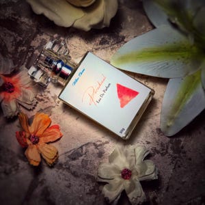 Paradoxal Eau De Parfum: Vegan Designer Perfume (30ml) Body Spray, Handbag Size