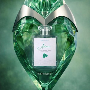 Aura Mugler - Etsy