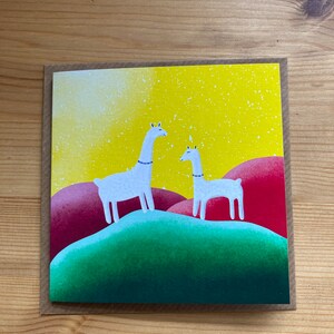Jolie carte de voeux de lama / carte de correspondance carrée vierge avec illustration d'animal coloré mignon et original, mère, parent et bébé