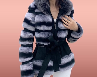 REX in Chinchila Color Fur Coat With Fox Collar!brand New Real