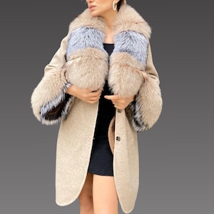 Beige Alpacan Coat With Fox Fur Frost  Fox Fur Jacket - Women Alpaca Coat - Long Alpaca Jacket . Fur Coat - Real Fox Fur Jacket