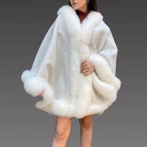 Alpaka Schal für Frauen - %100 Alpaka und Fuchs Pelz Umhang - Oversize Trim Schal Frauen Fuchspelz Cape - Weißer Schal mit Fuchspelz -