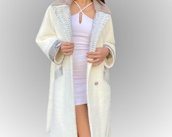 Damen Alcantara Jacke Nerz und Python Pelzkragen - Python Leder Manschetten - Alcantara Lange Jacke - Python Details - Echter Nerz