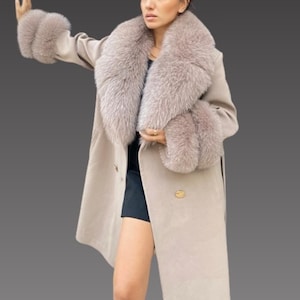 Cashmere women jacket - Fox fur collar and cuffs -   women coat - Luxurious Cashmere Coat with Fox Fur Colla - Women long coat
