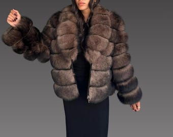 超豪華なブラウンフォックスファージャケット、大きな襟付き