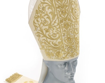 Mitre Vestment M17