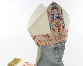 Mitre Vestment M115