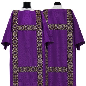 Gothic Dalmatic with stole Vestment DF7