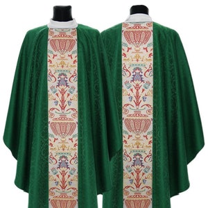 Gothic chasuble with stole Vestment G115