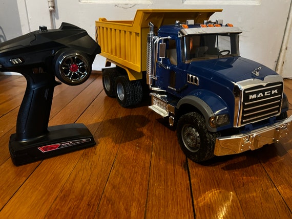 Bruder mack granite truck sale