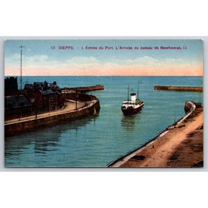Postkarte Frankreich Vintage Dieppe L'Entree du Port L'Arrivee du Bateau de Newhawen LL 0277