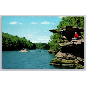 Postcard Scene in the Upper Dells Wisconsin 0144