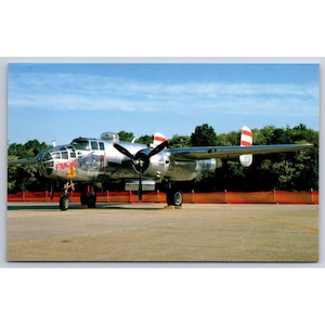 Cartão postal Avião Avião Viagem Transporte Bombardeiro norte-americano B-25J Mitchell Panchito nº 561