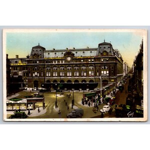 Cartão postal antigo França Paris et ses Merveilles La Gare St-Lazare La Cour du Havre Assinado Guy 0268